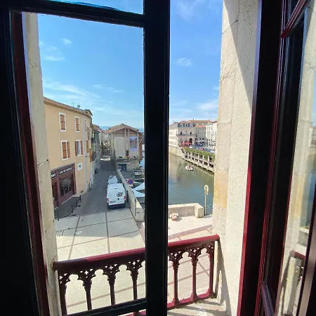 מלון Hotel Le Miredames קסטרה