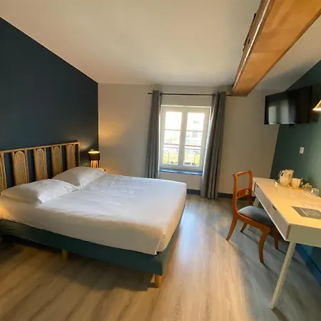 מלון Hotel Le Miredames 3*