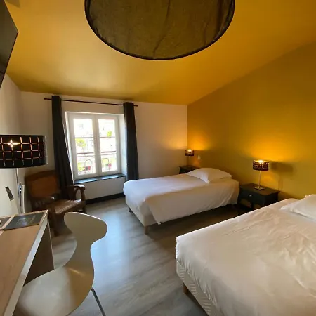 מלון Hotel Le Miredames 3*