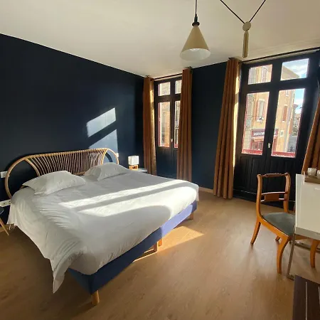 מלון Hotel Le Miredames