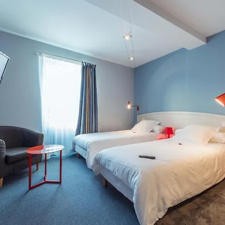 מלון Hotel Le Miredames