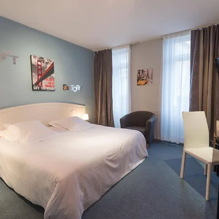 מלון Hotel Le Miredames