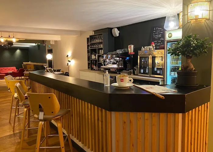 Hotel Le Miredames 3*