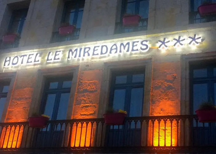 Hotel Le Miredames 3*