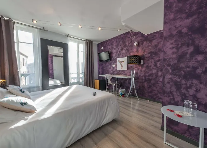 Le Miredames Hotel 3*