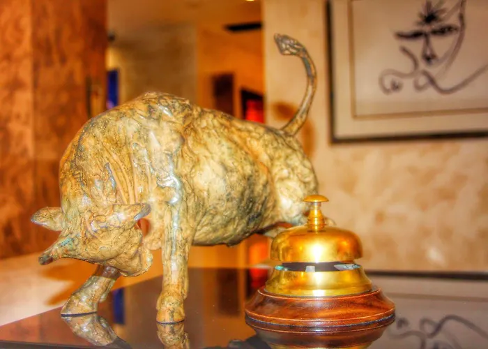 Le Miredames Hotel 3*